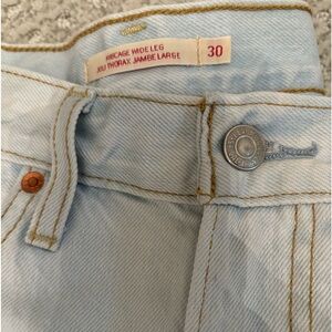 Levi’s Ribcage wide leg size 30
